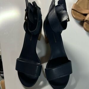 Tommy Hilfiger navy sandals heels buckle 7